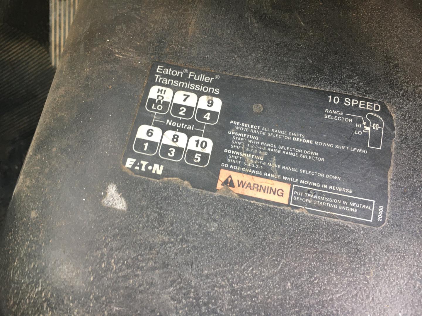 ./imagenes/INVOICE/2019/16650/CAMION CON PLATAFORMA INTERNATIONAL 8600 SBA 6X4 (27).JPG